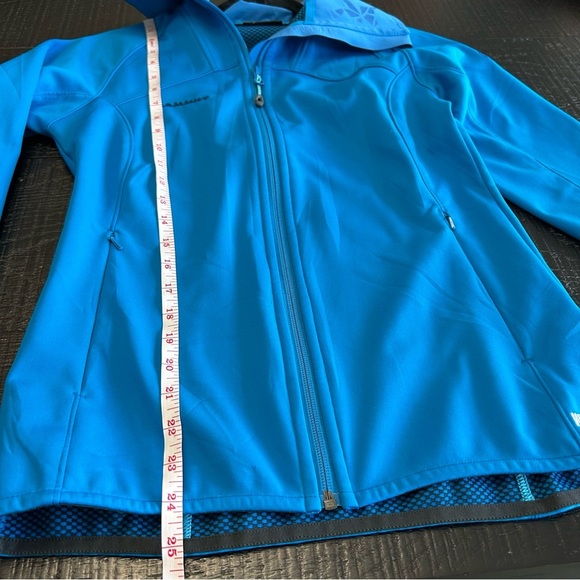 Mammut Blue Softshell Jacket - Picture 5 of 9
